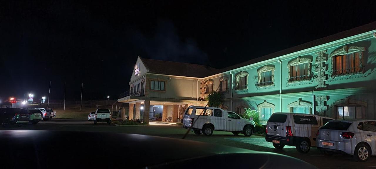 Protea Hotel By Marriott Harrismith Montrose Buitenkant foto